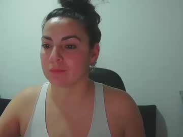 Xxbeyotaxx Chaturbate stream image from October 16, 2025