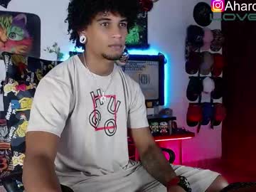Sexo_Aharon Chaturbate stream image from October 16, 2025