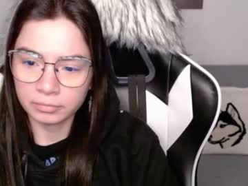 Wolfs_Daughter Chaturbate stream image from October 16, 2025