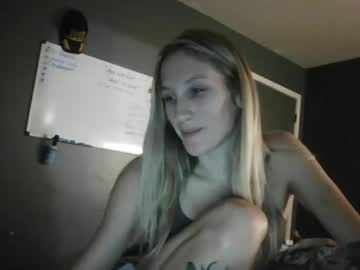 Kittyk95 Chaturbate stream image from October 16, 2025