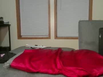 Rosebbyxx Chaturbate stream image from October 16, 2025
