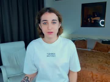 Shemekafarhart Chaturbate stream image from October 16, 2025