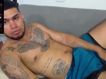 Aaronhunter__ Chaturbate stream image from October 16, 2025
