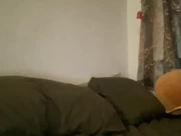 Femmetoxique2 Chaturbate stream image from October 16, 2025