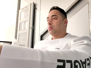 Champ_Yo Chaturbate stream image from October 16, 2025