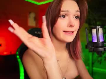 Iwishiwasurgurl Chaturbate stream image from October 16, 2025