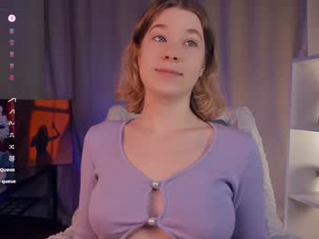 Kaylisse Chaturbate stream image from October 16, 2025