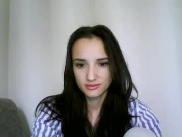 Miliamixx Chaturbate stream image from October 16, 2025