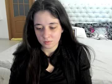Ginablum Chaturbate stream image from October 16, 2025