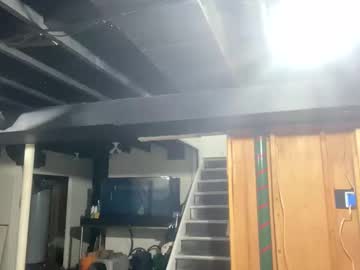 Milfcowow Chaturbate stream image from October 16, 2025
