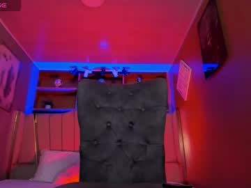 Lucy_Williiams Chaturbate stream image from October 16, 2025