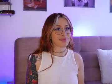 Sophiiecums Chaturbate stream image from October 16, 2025