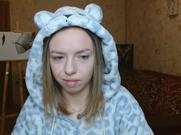 Vanillamuffin Chaturbate stream image from October 16, 2025