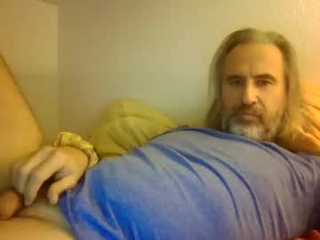 Freelove443 Chaturbate stream image from October 16, 2025