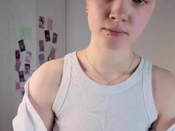 Mimipuff Chaturbate stream image from October 16, 2025