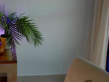 Anabelcurvy Chaturbate stream image from October 16, 2025