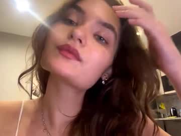 Odeliadaidone Chaturbate stream image from October 16, 2025