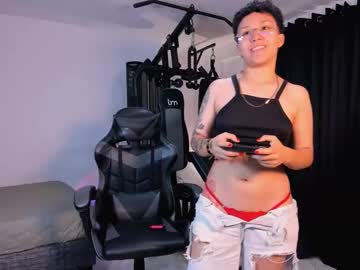 Koramoon Chaturbate stream image from October 16, 2025