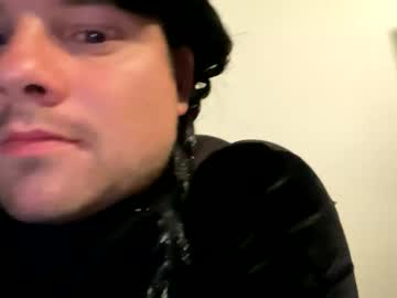 M15f95 Chaturbate stream image from October 16, 2025