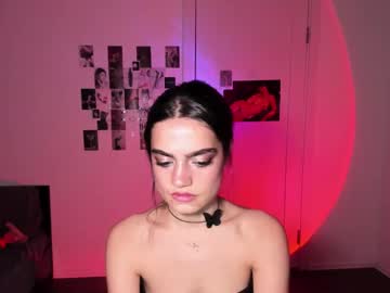 Nightfloatt Chaturbate stream image from October 16, 2025