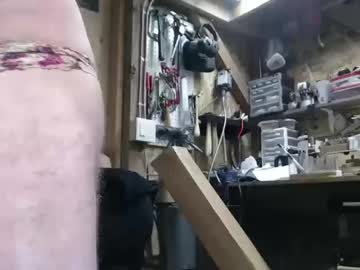 Woodworkingitnow Chaturbate stream image from October 16, 2025