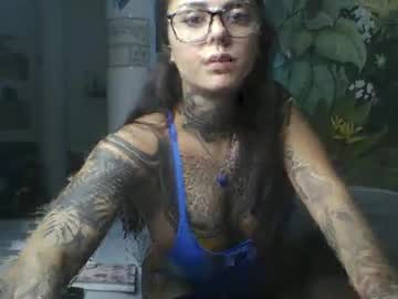Lucyross17 Chaturbate stream image from October 16, 2025