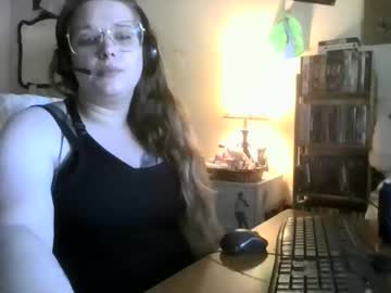 Naughtyred25 Chaturbate stream image from October 16, 2025