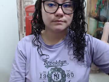 Curly_Greeneyed Chaturbate stream image from October 16, 2025
