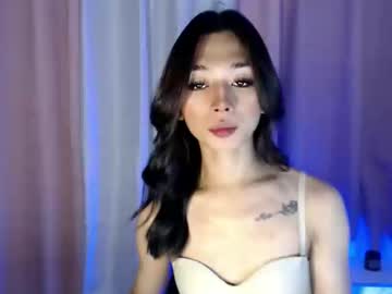 Hottmolly100403 Chaturbate stream image from October 16, 2025