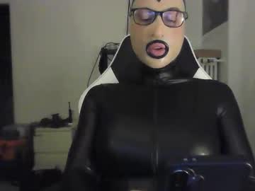 Joanesxfree Chaturbate stream image from October 16, 2025