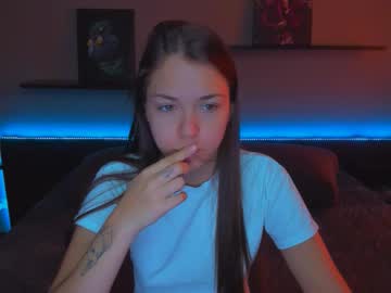 Alexabarkley Chaturbate stream image from October 17, 2025
