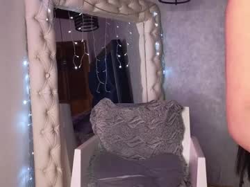 Ashleybrend Chaturbate stream image from October 17, 2025