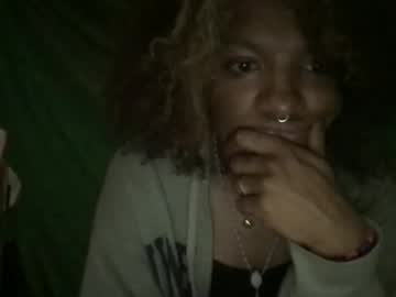 Harmonycoxx_ Chaturbate stream image from October 17, 2025