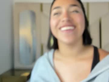 Isabellrodriguez18 Chaturbate stream image from October 17, 2025