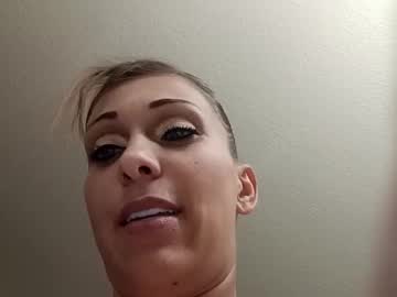 Candiidelicious92 Chaturbate stream image from October 17, 2025