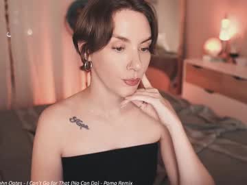 Heykate Chaturbate stream image from October 17, 2025
