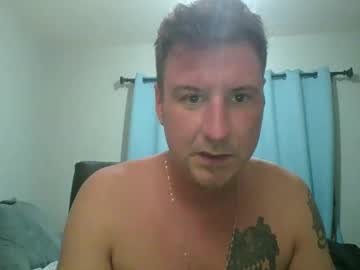 Singledad88show Chaturbate stream image from October 17, 2025