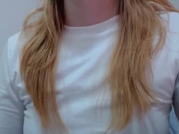 Thin33 Chaturbate stream image from October 17, 2025
