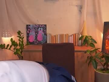 Edithbrucker Chaturbate stream image from October 17, 2025