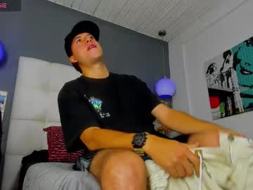 Aneek09 Chaturbate stream image from October 17, 2025