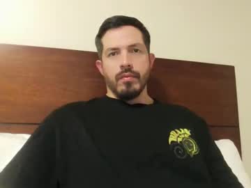 Kolombianox Chaturbate stream image from October 17, 2025