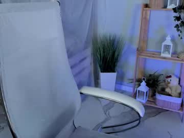 Lexiwenford Chaturbate stream image from October 17, 2025