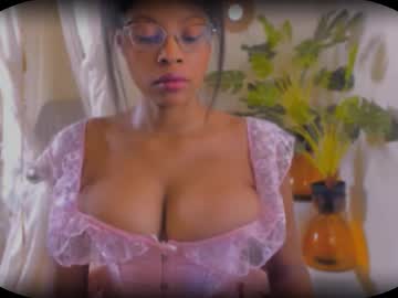 Bellahproudly Chaturbate stream image from October 17, 2025