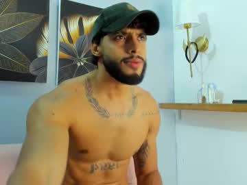 Dwaynehoff Chaturbate stream image from October 17, 2025