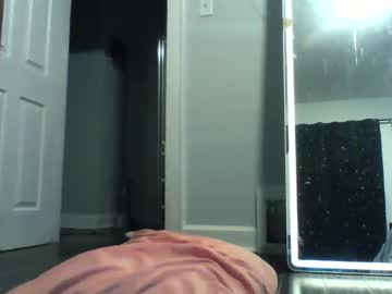 Zaddyslilslutbucket Chaturbate stream image from October 17, 2025