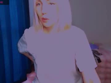 Blue_Bonnie_Larsson Chaturbate stream image from October 17, 2025
