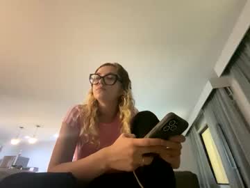 Extraceleste Chaturbate stream image from October 17, 2025