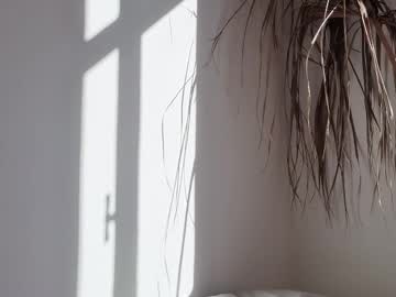Polynessia Chaturbate stream image from October 17, 2025