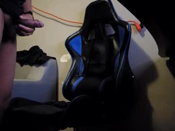 Roos696 Chaturbate stream image from October 17, 2025