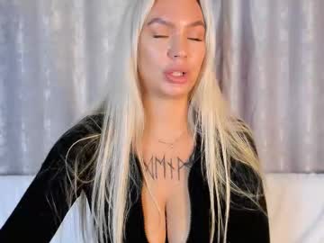 Eva_Re Chaturbate stream image from October 17, 2025